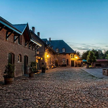 B & B Kasteelhoeve Borgharen - Maastricht Ngoại thất bức ảnh